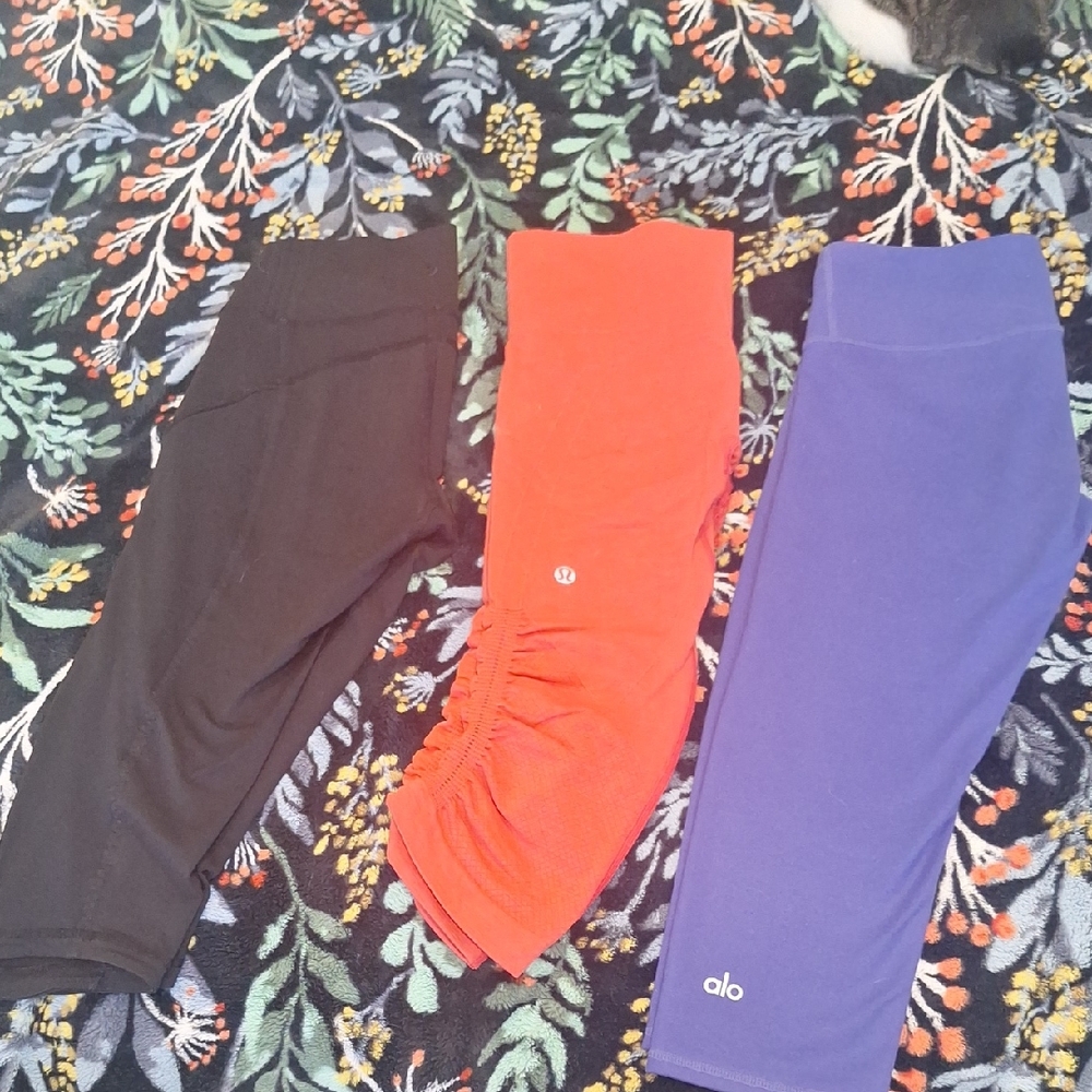 alo & Lululemon leggings small sz 4